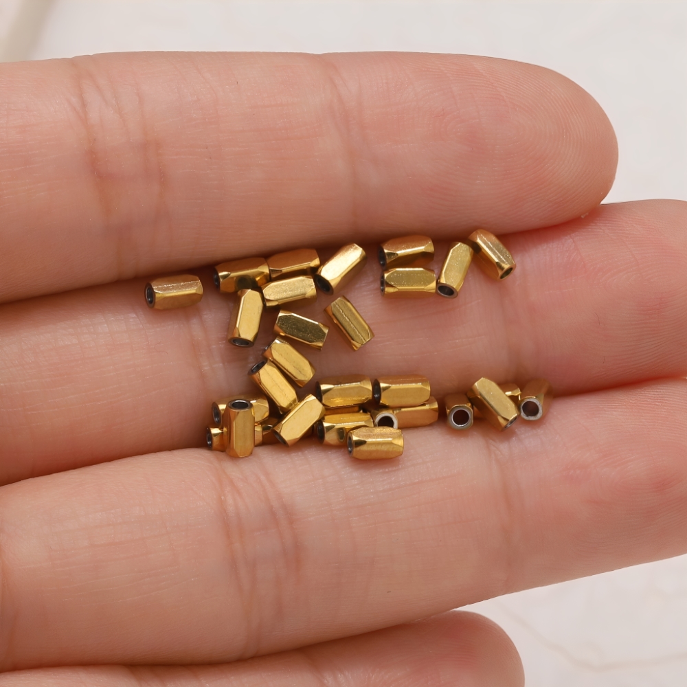 20 Stück 18 Karat Gold Edelsta – Jewelry Making Supplies Wholesale Bewertung und Preis